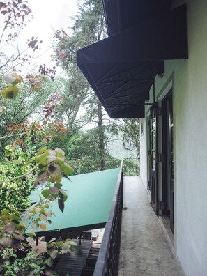 Balcony - Villa Republic Bandarawela (Bandarawela)