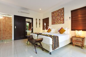 Villa, 2 Schlafzimmer, eigener Pool | 2 Schlafzimmer, hochwertige Bettwaren, Zimmersafe, individuell dekoriert