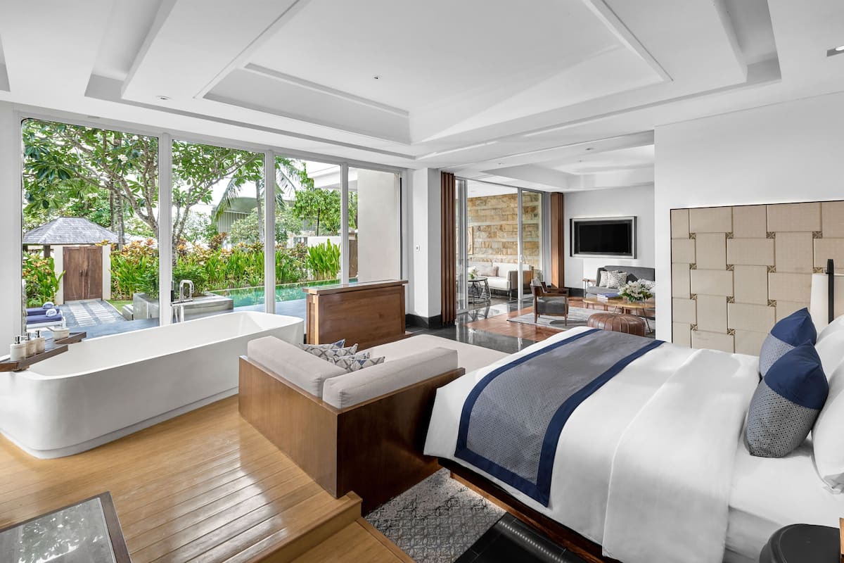 Prestige Suite, Club Millésime Access, Plunge Pool | Ropa de cama de alta calidad, edredones de plumas, minibar y caja fuerte