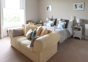 Habitación, 1 cama King size, vista al jardín (Sebastopol) | Ropa de cama de alta calidad y decoración personalizada 