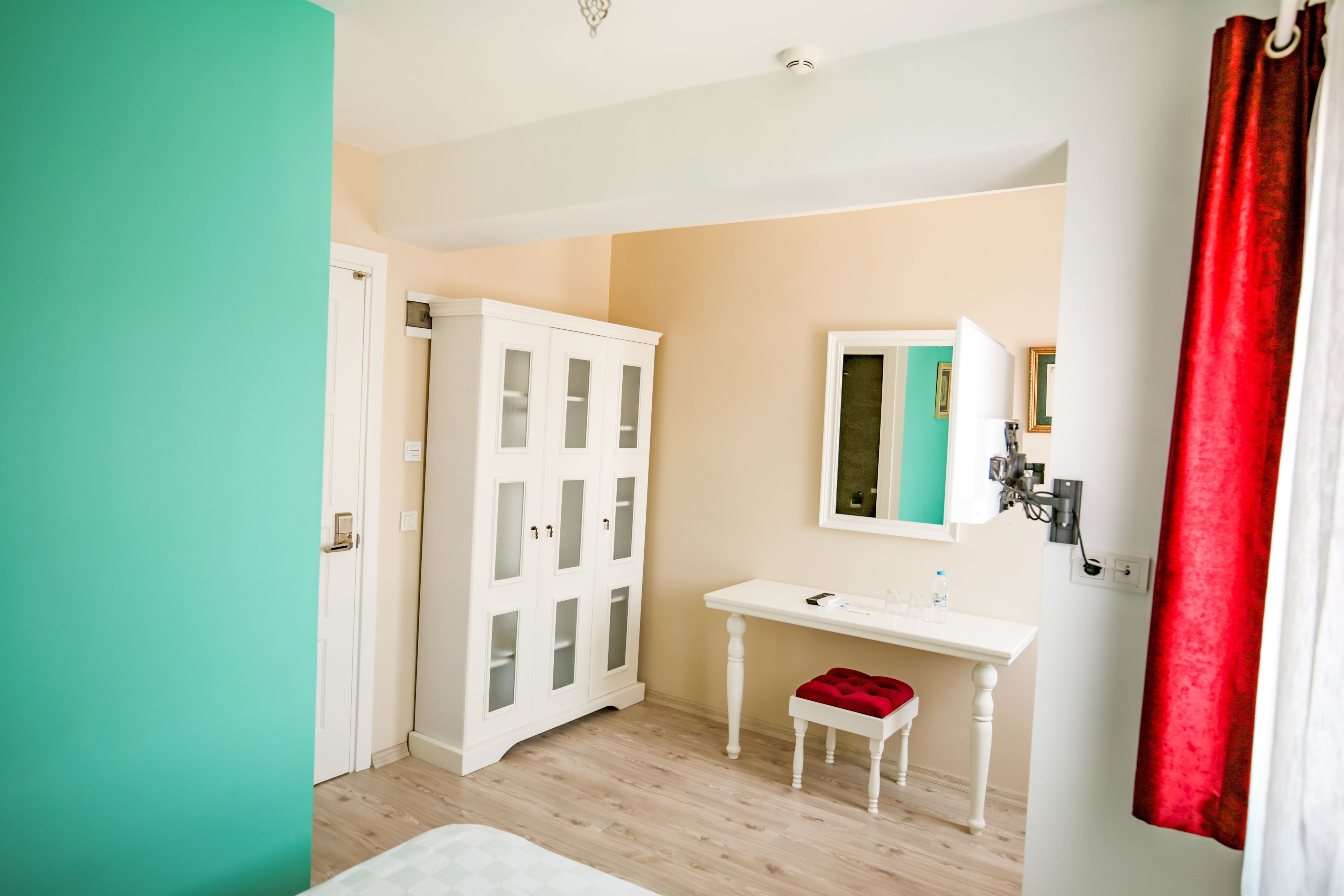 classic double room | premium bedding, free wifi