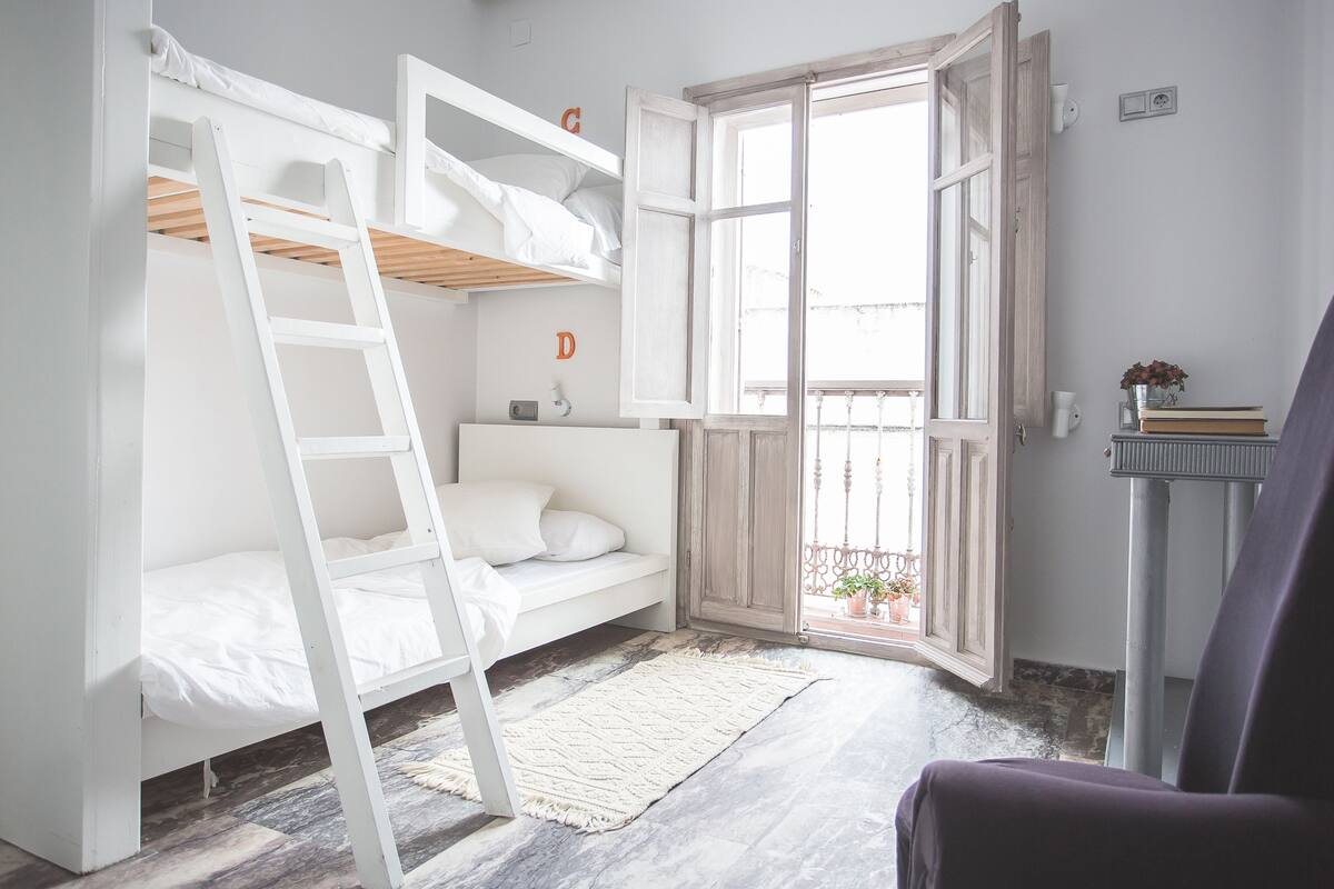 Blackout curtains, free WiFi, bed sheets