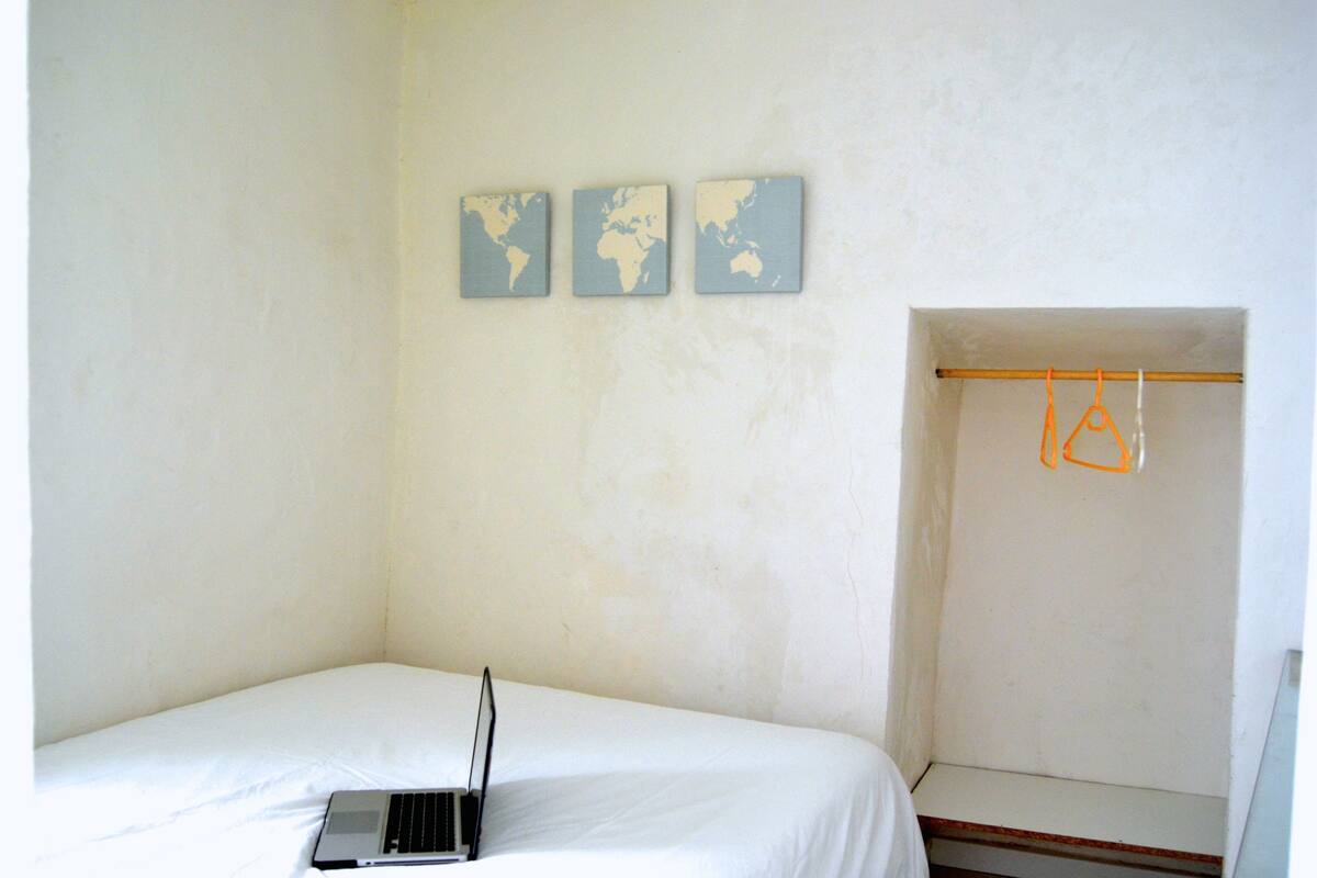 Studio, Private Bathroom | Blackout curtains, free WiFi, bed sheets