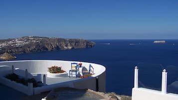 Vila, piscina particular, vista para o mar | Vista para praia/oceano