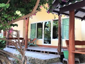 Terrace/patio - Jelly Fish Bungalow (Rayong)