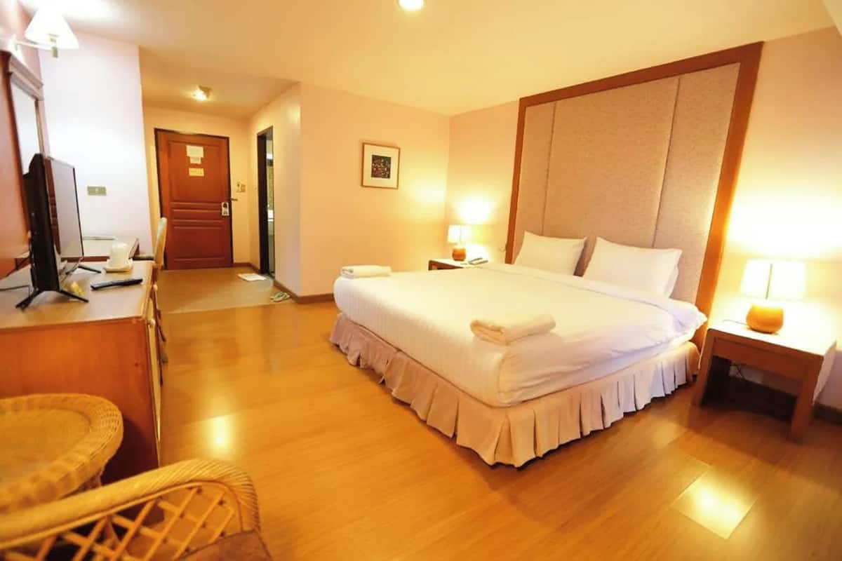 1 Schlafzimmer, Verdunkelungsvorhänge, kostenloses WLAN, Bettwäsche