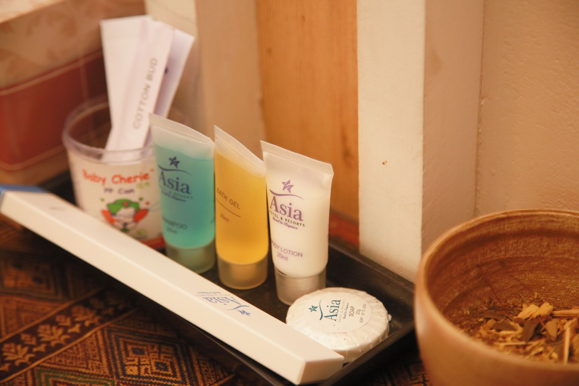 swedish massages, thai massages, sports massages