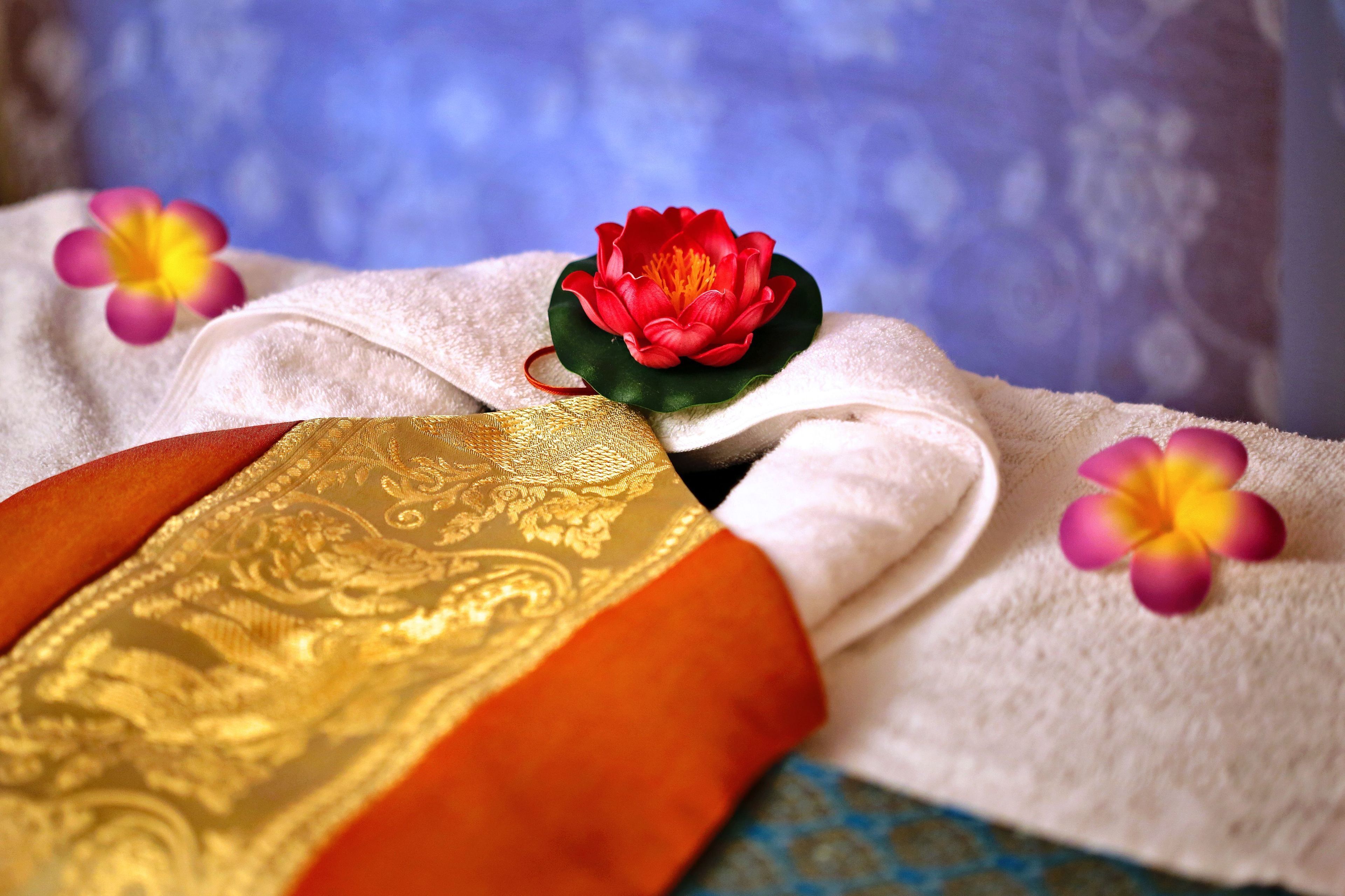 swedish massages, thai massages, sports massages