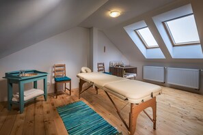 Massagens com pedras quentes, massagens musculares profundas, massagens