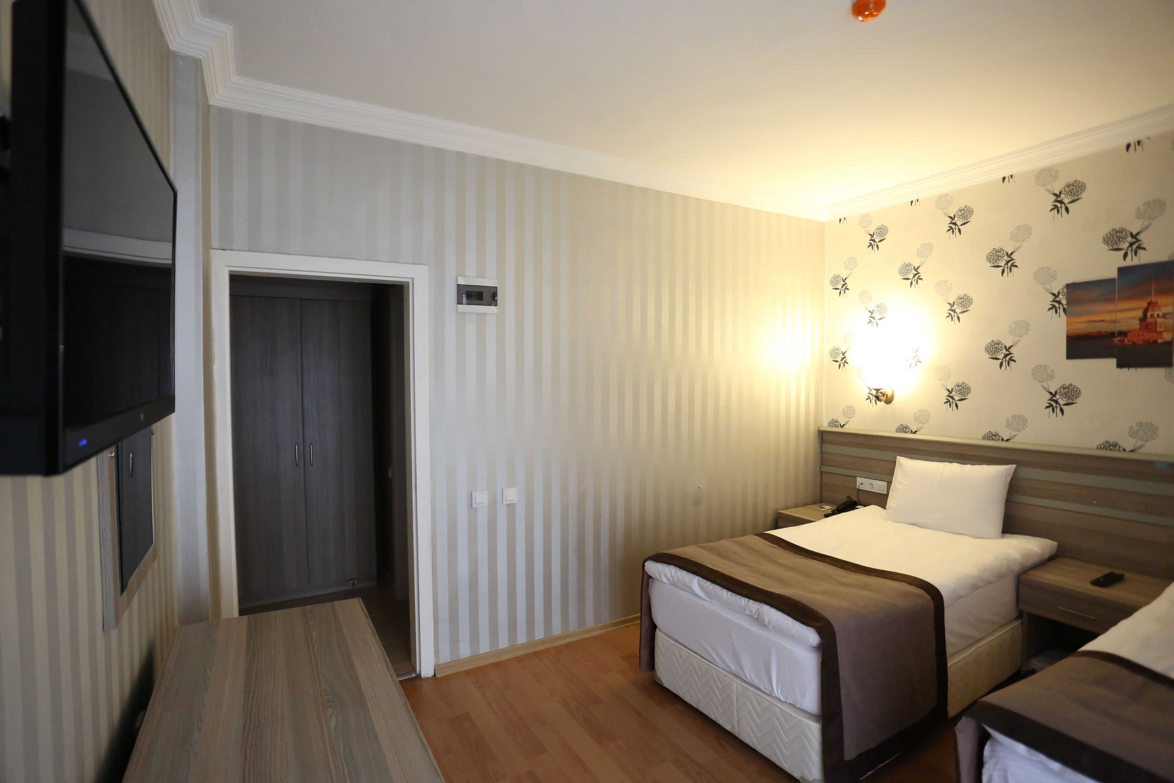 Minibar, desk, free WiFi, bed sheets