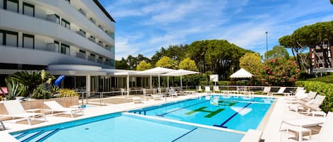 Outdoor pool, open 9:30 AM to 7:30 PM, pool umbrellas, pool loungers