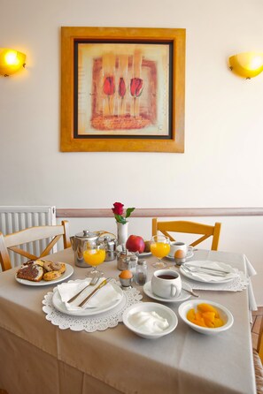 Frokostbuffé er inkludert hver dag