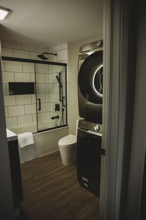 Bathroom - Riverside Suites (Grand Falls - Windsor)
