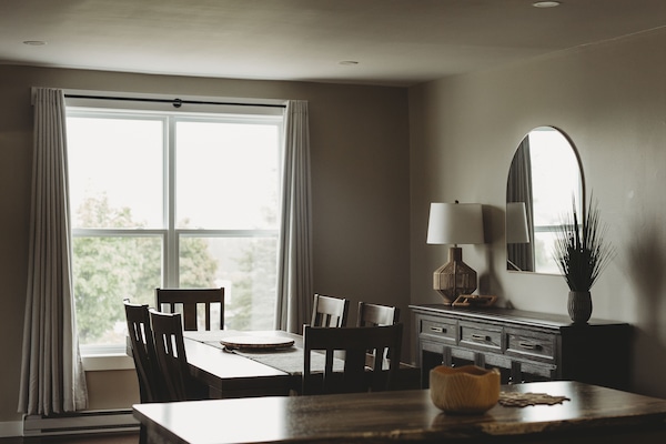 Appartement, privébadkamer (Riverside Suites) | Dineren in de kamer