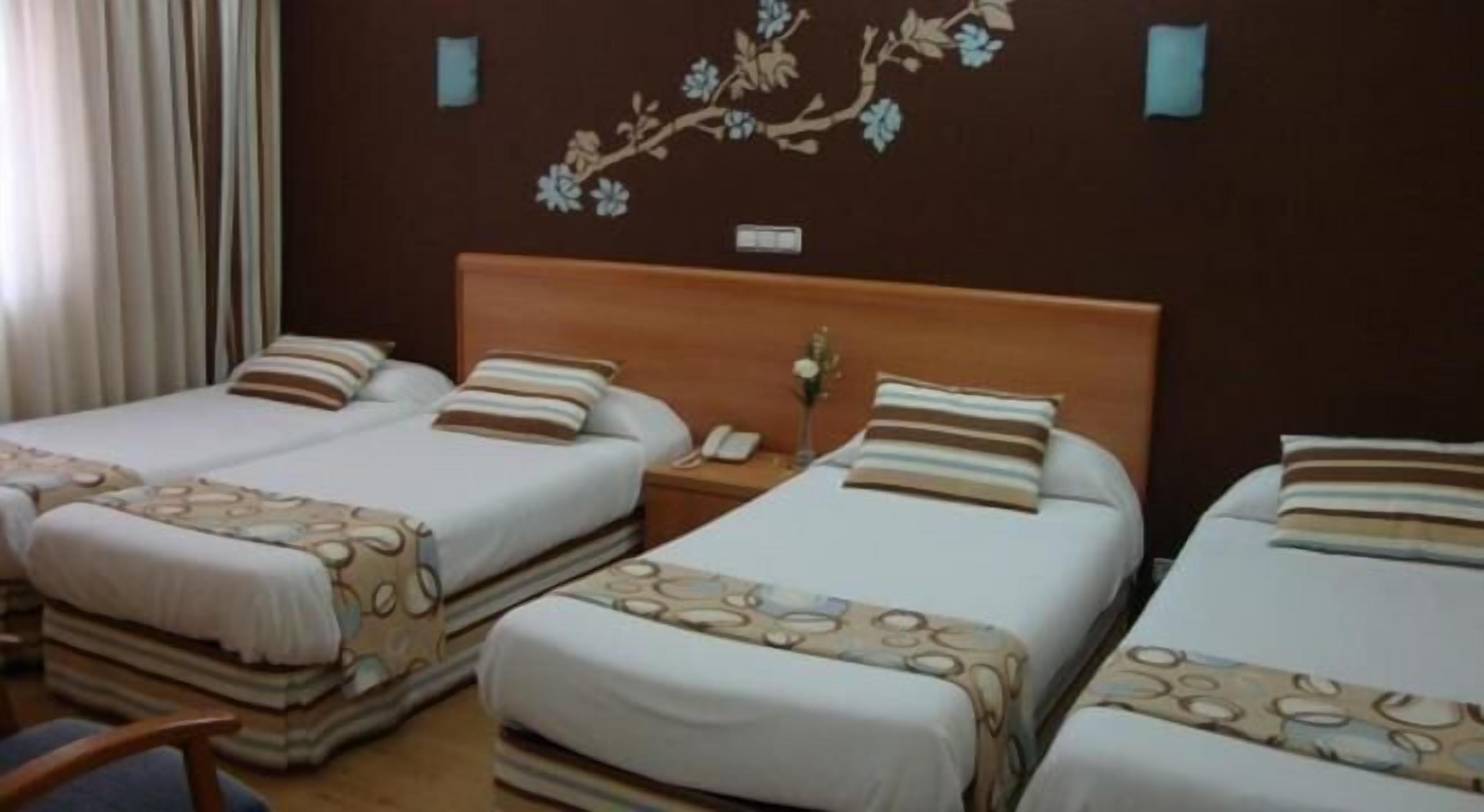 Photo - Hotel Almirante