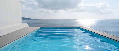 Villa, Private Pool, Seafront | 2 phòng ngủ, bộ đồ giường cao cấp, két bảo mật tại phòng