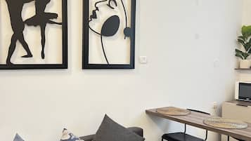 Grand Studio (Unit 14) | Individually decorated, individually furnished, desk, iron/ironing board