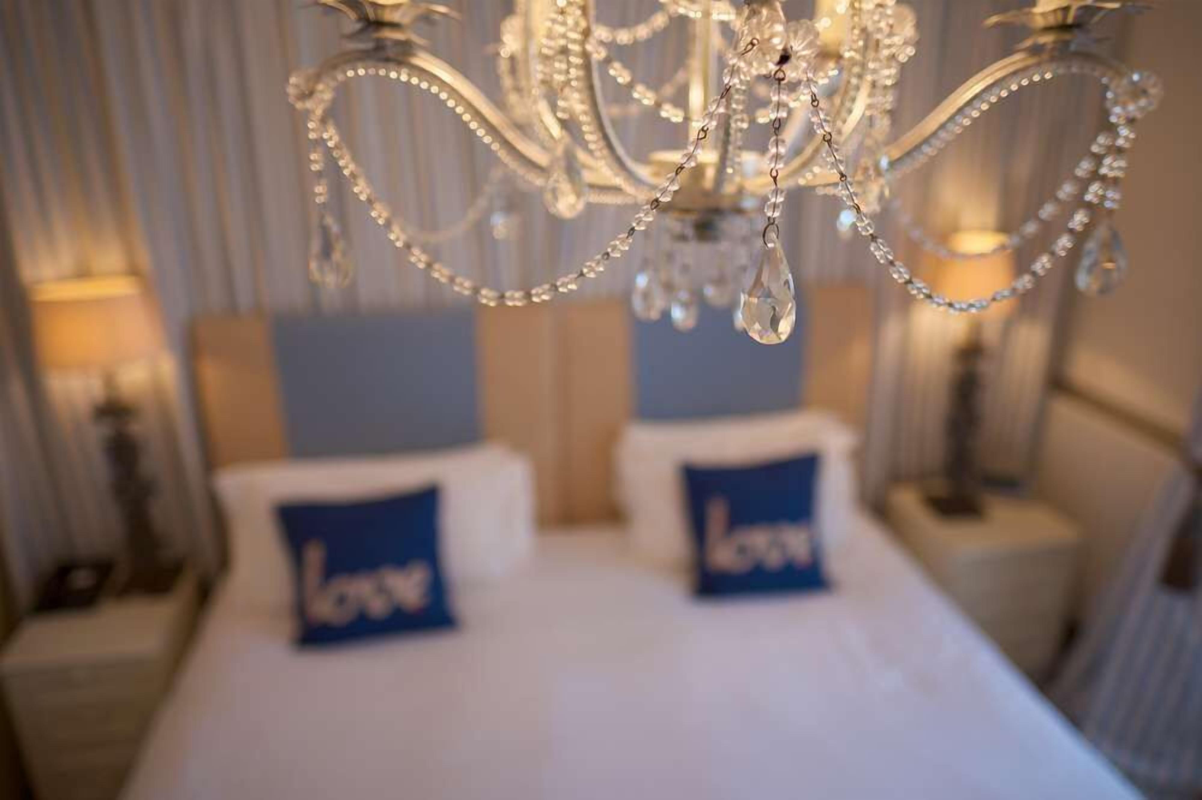 premium bedding, in-room safe, desk, iron/ironing board