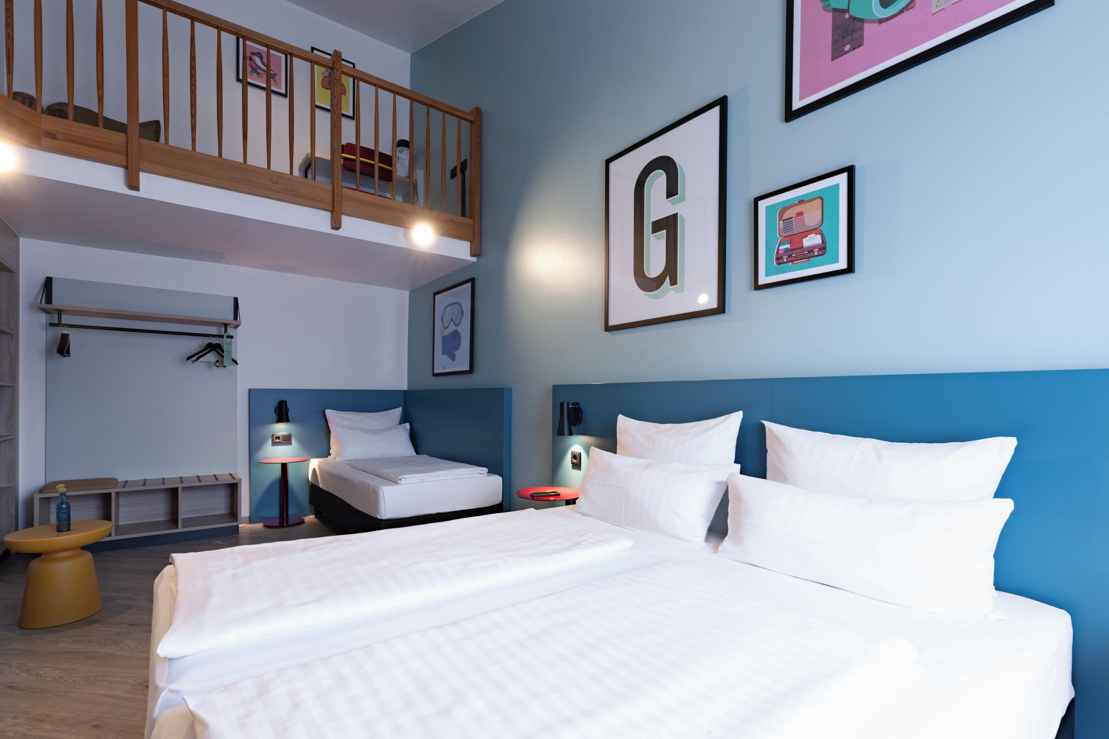 Standard Room, 3 Single Beds (Up to 3 Adults) | Hypo-allergenic bedding, in-room safe, desk, laptop workspace