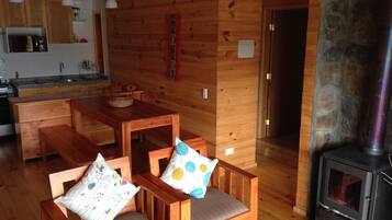 Televisión de pantalla plana y tenis de mesa