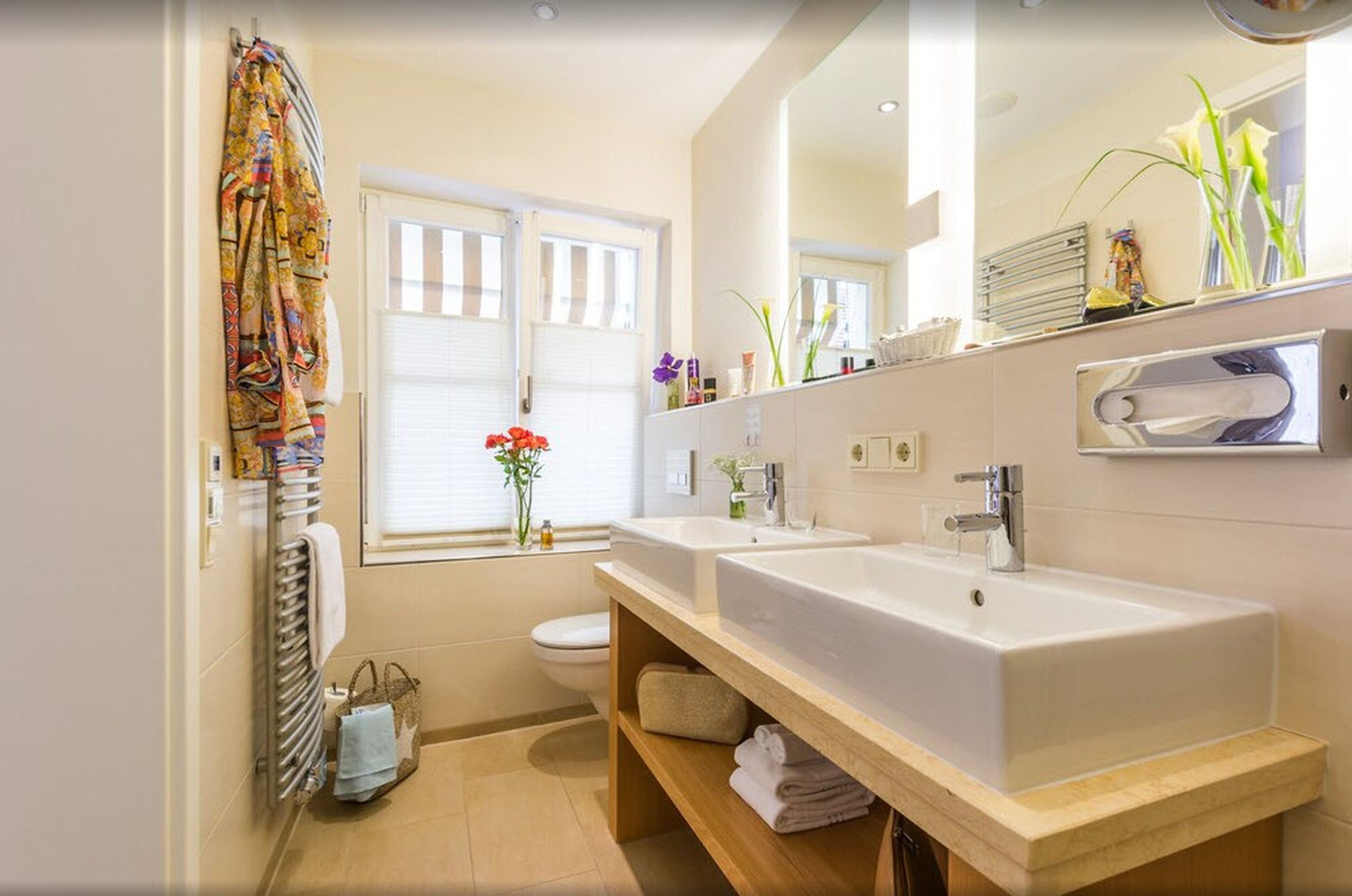 comfort double room | bathroom | free toiletries, hair dryer, bathrobes, slippers