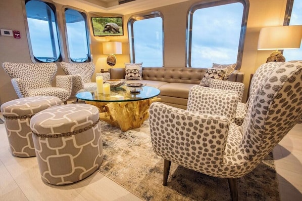 Living area - Majestic Galapagos Cruise (Puerto Baquerizo Moreno)