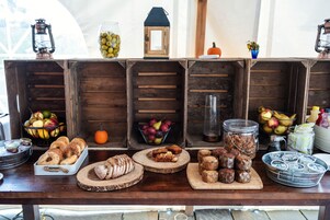 Daily continental breakfast for a fee
