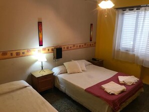 In-room safe, desk, free rollaway beds, free WiFi - Hotel Resi San Bernardo (San Bernardo del Tuyú)