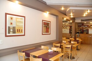 Dining - Maro Hotel (Rosario)