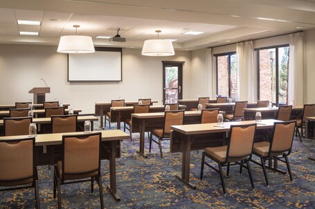 Courtyard by Marriott Sedona - Image 42