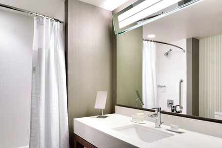 Courtyard by Marriott Sedona - Image 61
