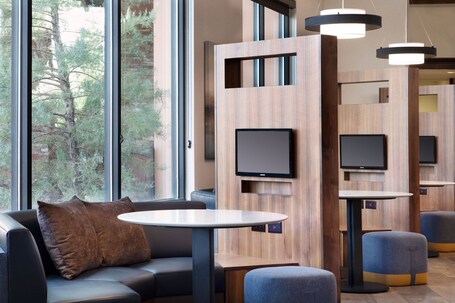 Courtyard by Marriott Sedona - Image 10