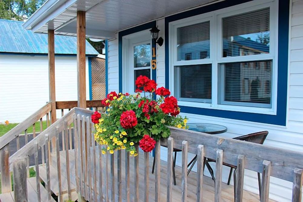 Auberge La Coulée Douce by null