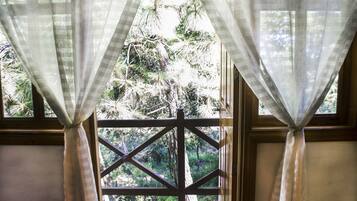 Chalet, 3 Bedrooms (up to 10 persons) | Balcony