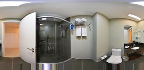 Shower, free toiletries, hair dryer, towels - Matiz Multi Suítes (Duque de Caxias)