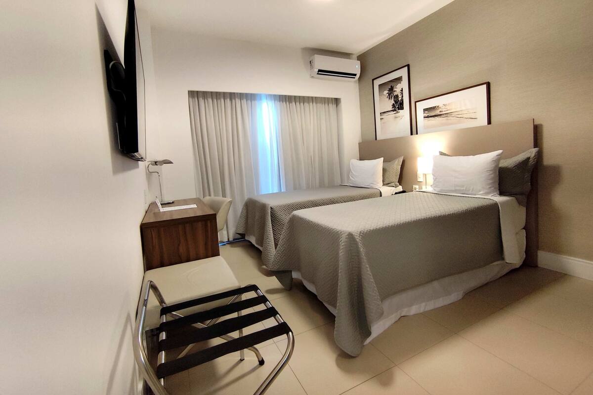 Superior Suite, 2 Twin Beds | Hypo-allergenic bedding available, minibar, in-room safe, desk