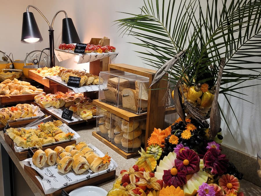 Free daily full breakfast