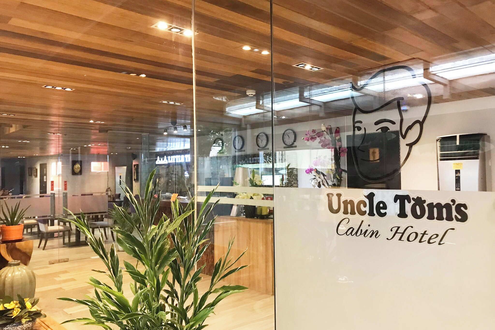 breakfast, lunch, dinner served; asian cuisine