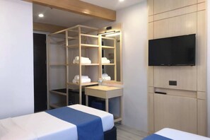 Superior Twin Room | Free WiFi, bed sheets - Uncle Toms Cabin Hotel (Cebu City)