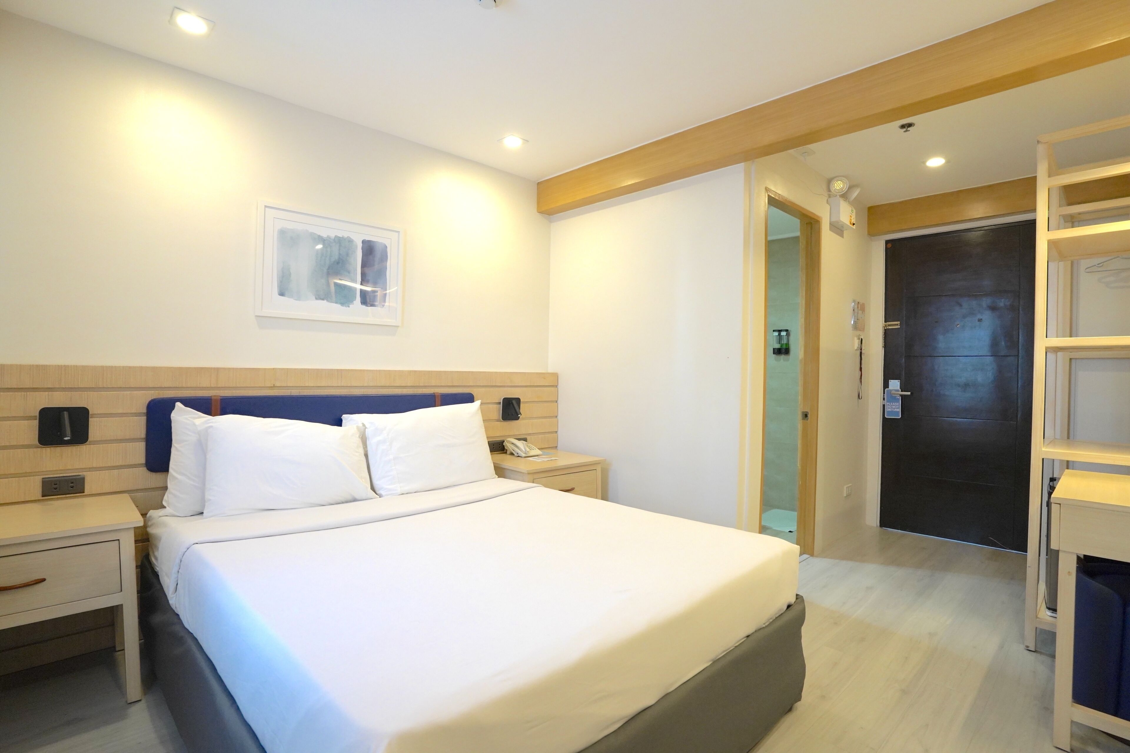 Deluxe Double Room | Free WiFi, bed sheets