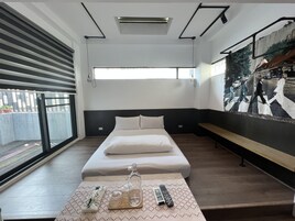 Chambre, 1 lit double | Bureau, Wi-Fi gratuit