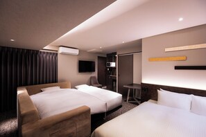 Habitación doble Deluxe, para no fumadores (Queen size bed) | Caja de seguridad en la habitación y tabla de planchar con plancha 