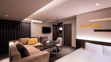 In-room safe, iron/ironing board