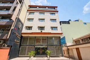 Exterior - Mayur Hotel (New Delhi)