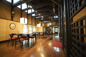 Lunch and dinner served  - Hotel Kazahaya (Hita)