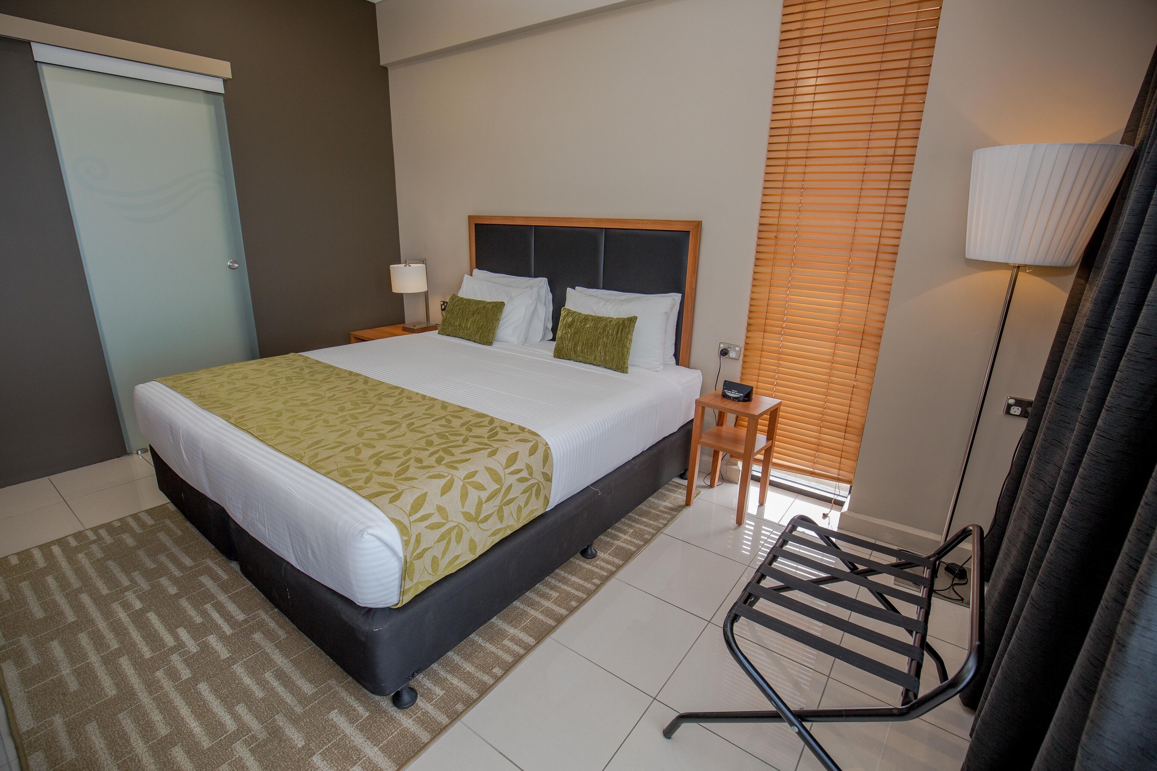 premier room | 1 bedroom, in-room safe, desk, laptop workspace