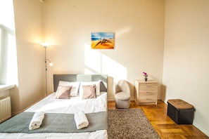 Standard Apartment | Individually decorated, individually furnished, desk, laptop workspace - Mosaic Center Apartments (Riga)