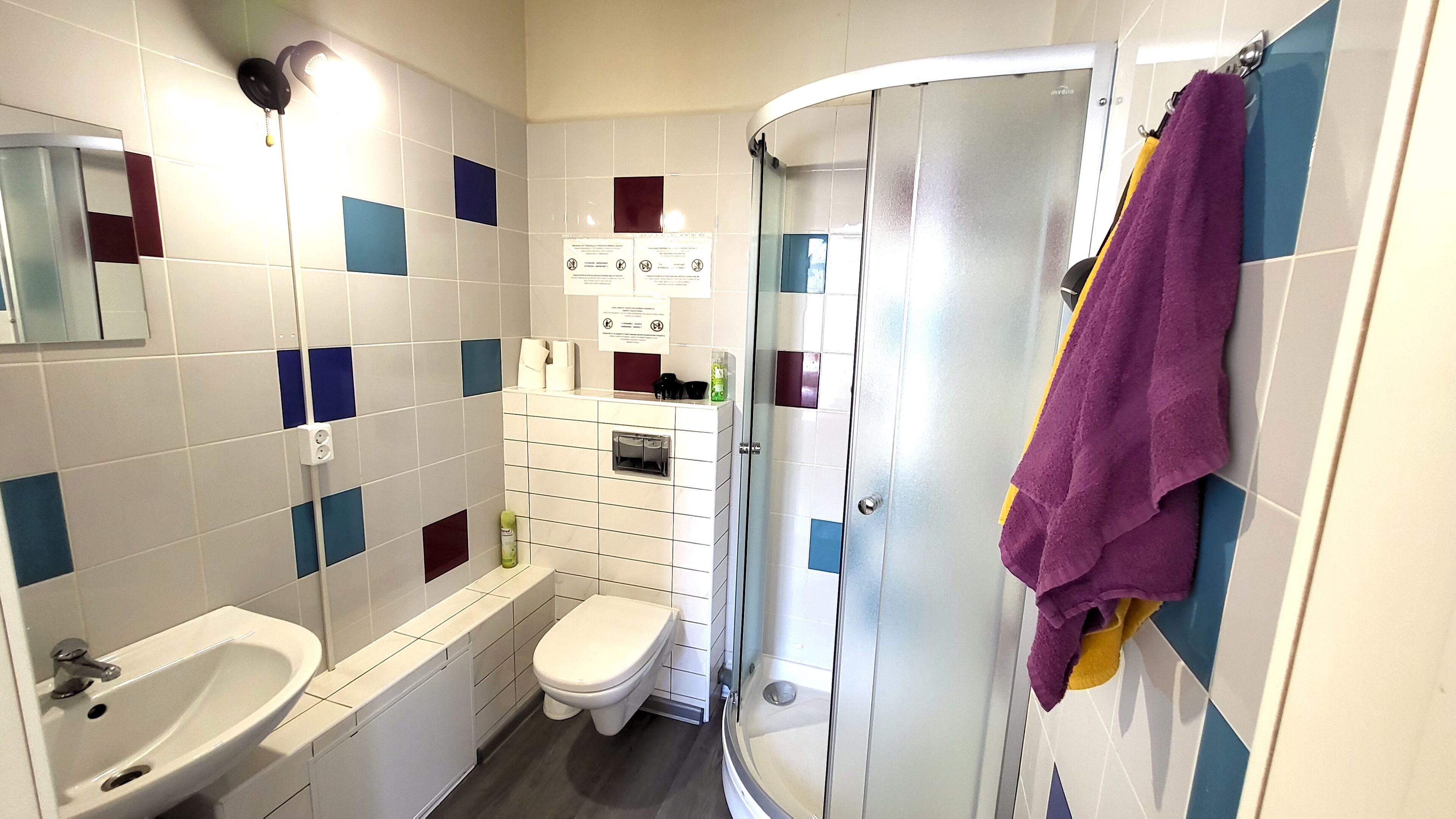 Standard Apartment | Bathroom