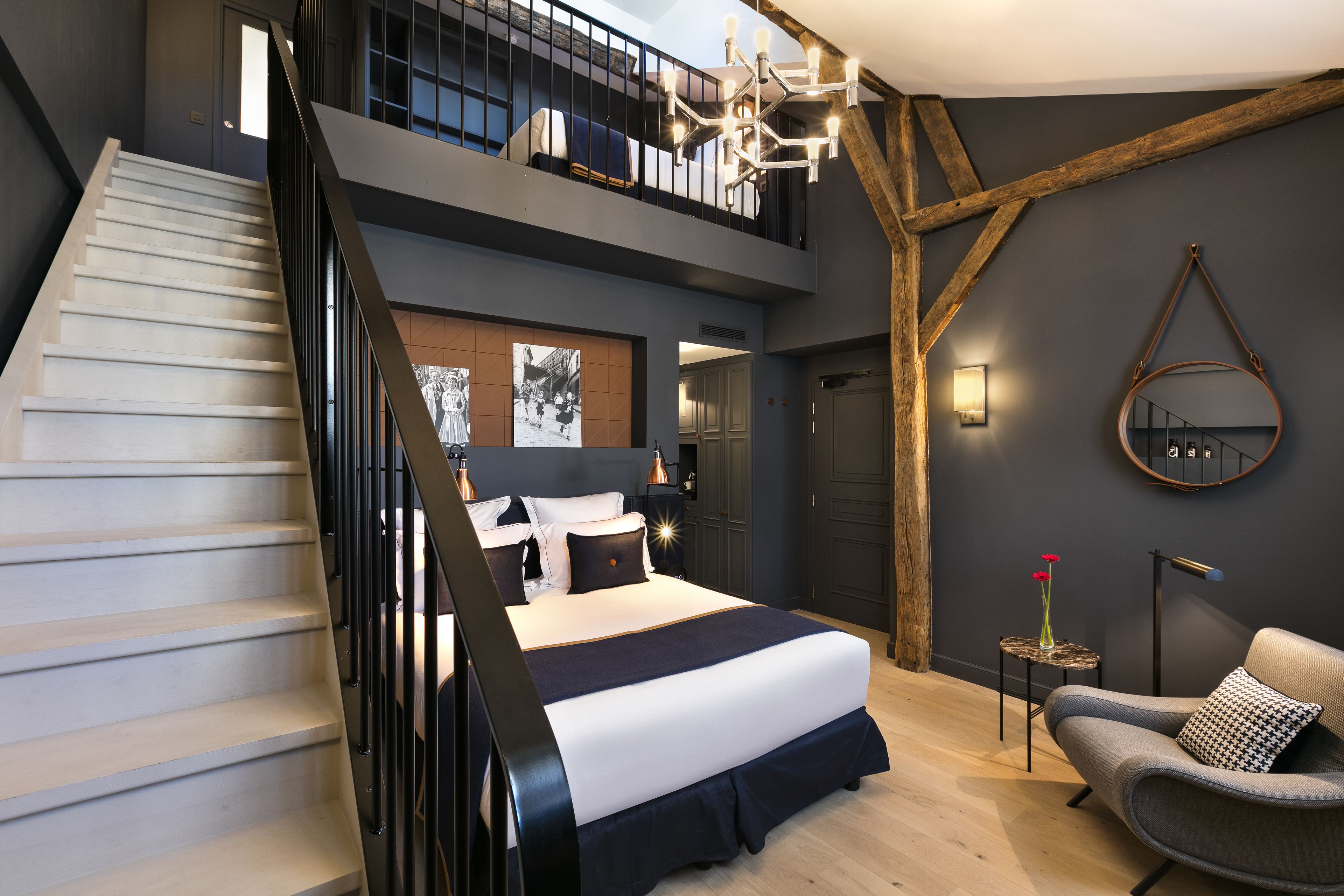 Duplex (Saint-Anne) | Minibar, in-room safe, desk, blackout curtains