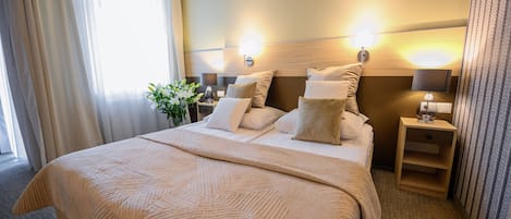 Desk, iron/ironing board, free WiFi, bed sheets